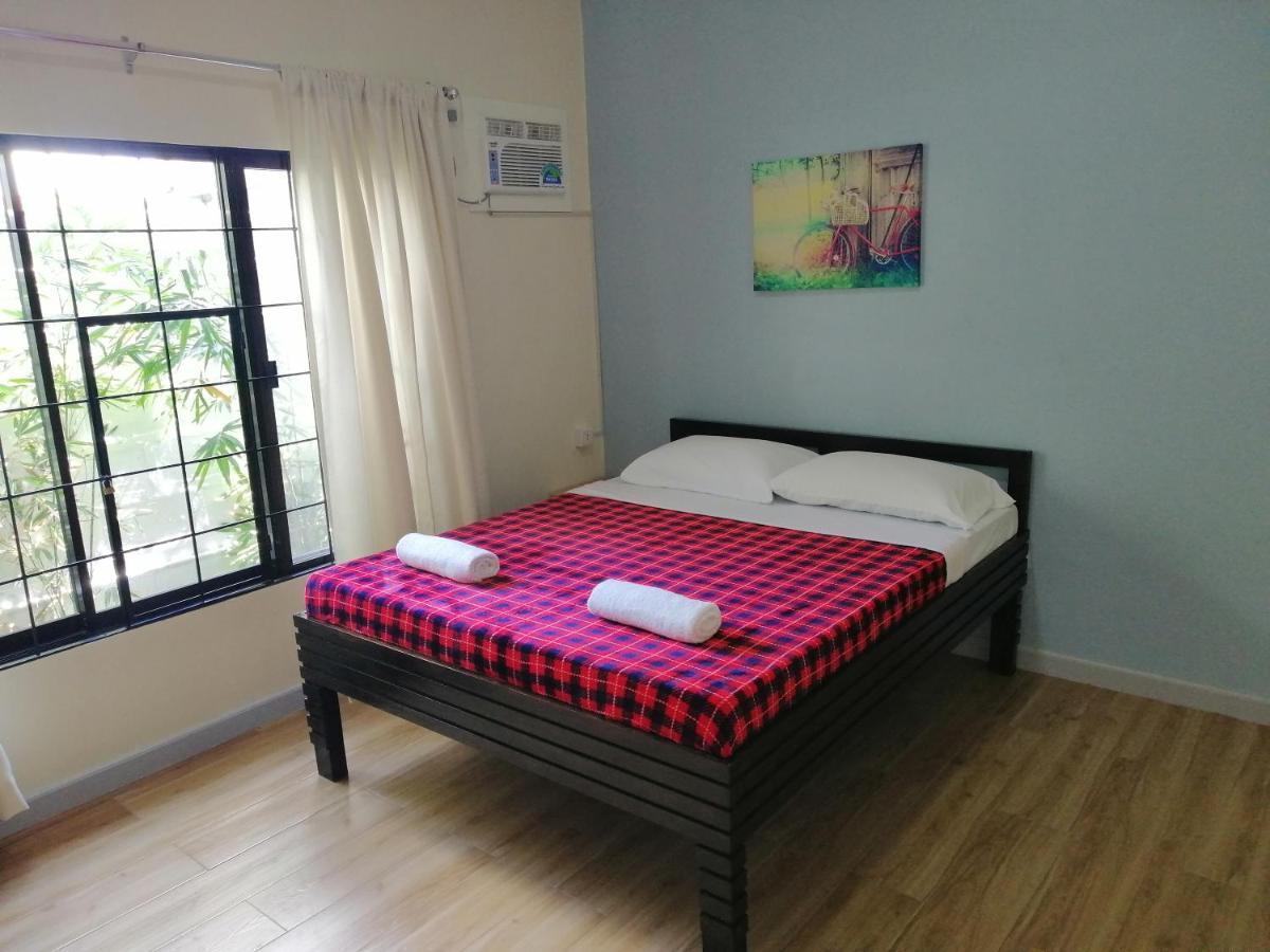 Blue Residence Tagaytay タガイタイ エクステリア 写真