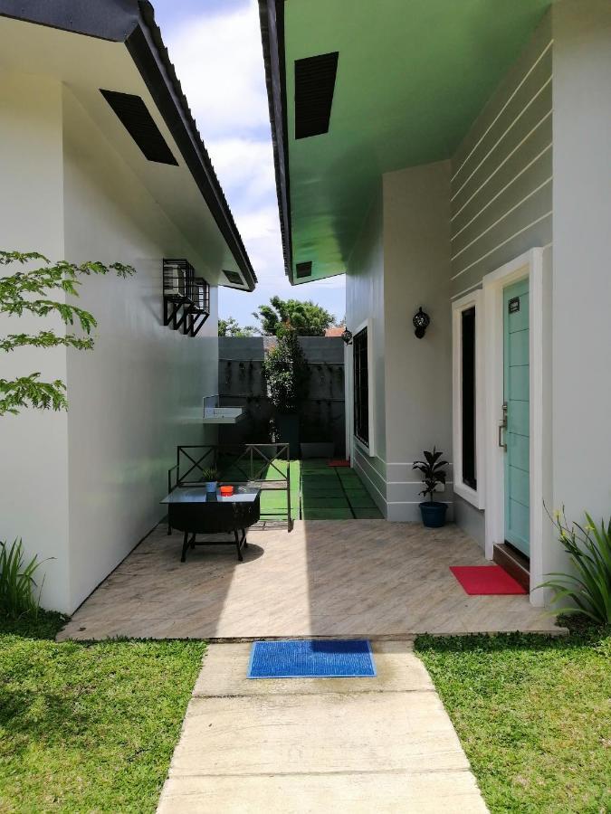 Blue Residence Tagaytay タガイタイ エクステリア 写真