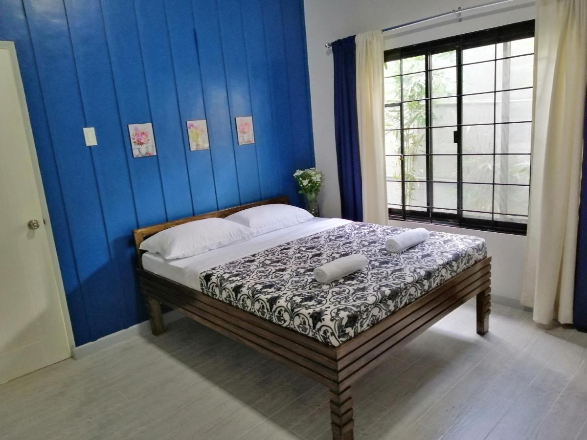 Blue Residence Tagaytay タガイタイ エクステリア 写真