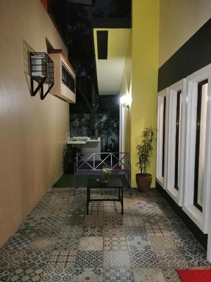 Blue Residence Tagaytay タガイタイ エクステリア 写真