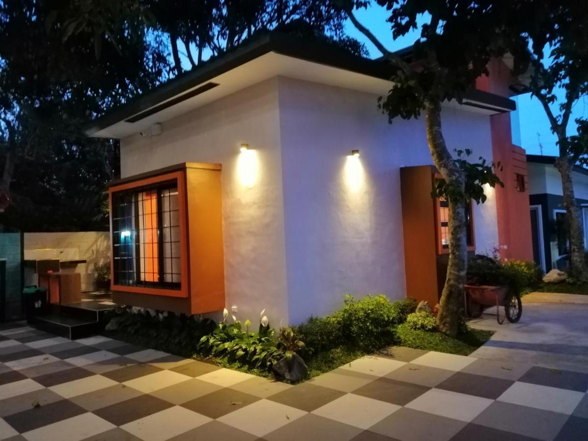 Blue Residence Tagaytay タガイタイ エクステリア 写真