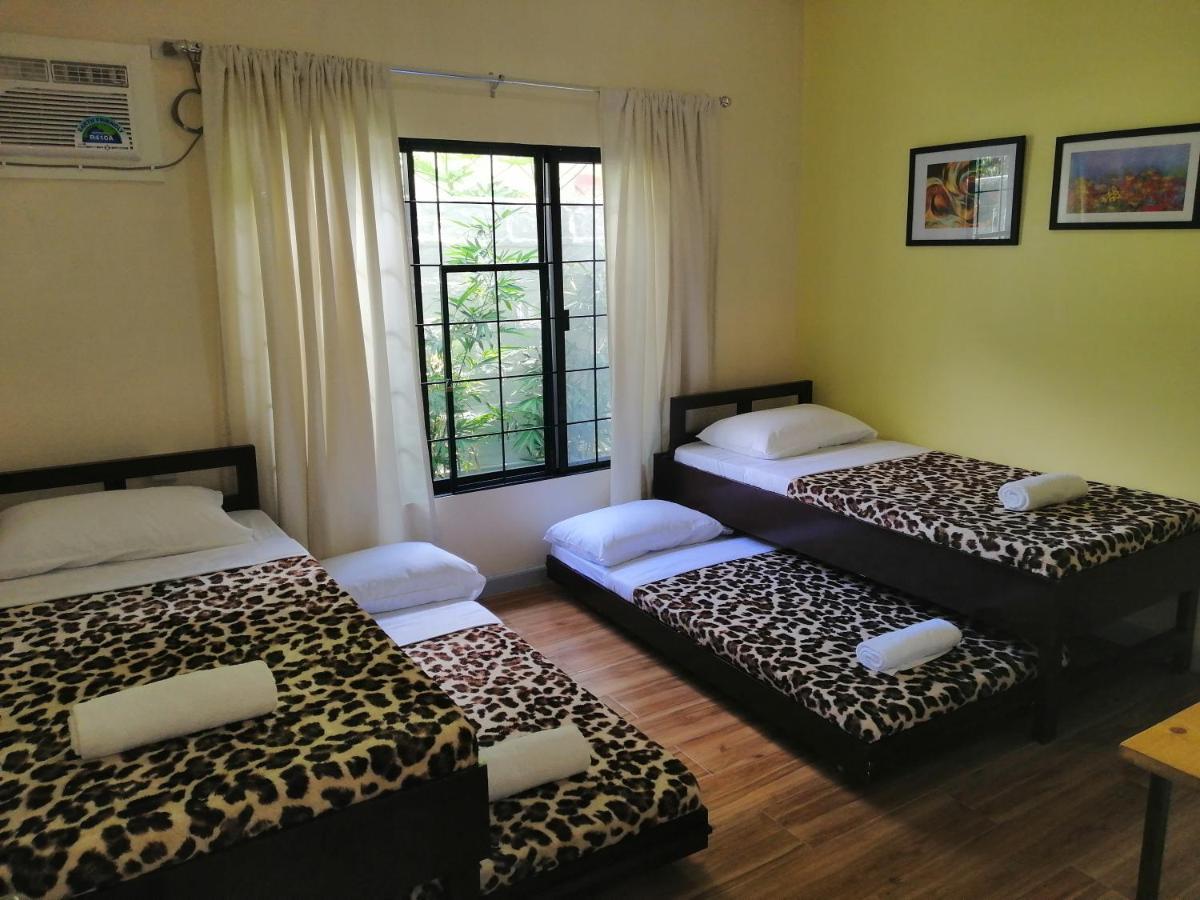 Blue Residence Tagaytay タガイタイ エクステリア 写真