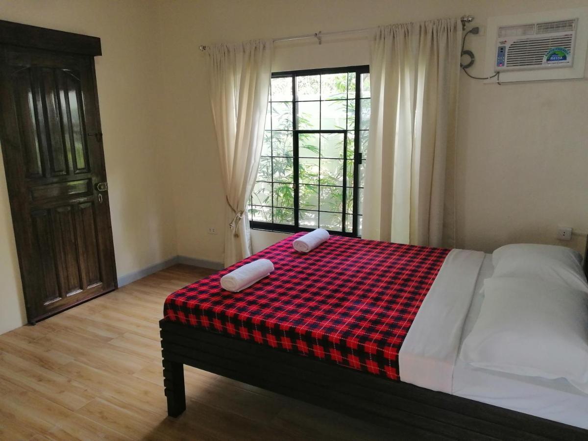 Blue Residence Tagaytay タガイタイ エクステリア 写真